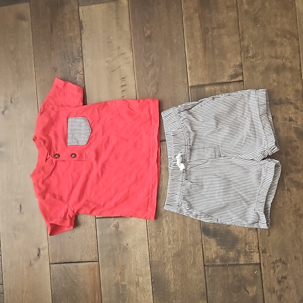Shorts and t-shirt set